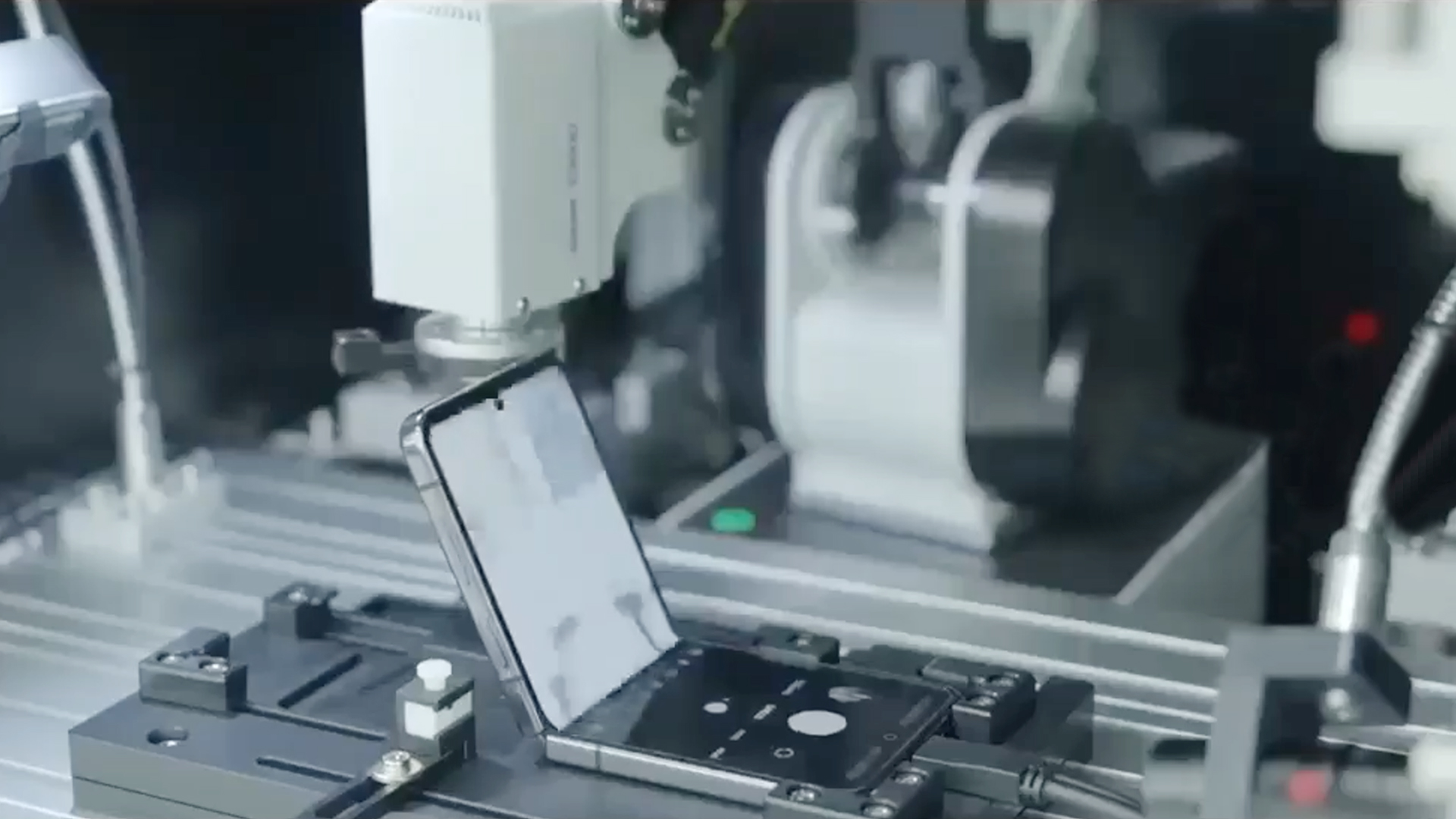 高精度力控機器人,元件插裝,精密打磨,人機協作,3C智能制造,越疆機器人、檢測與質量控制